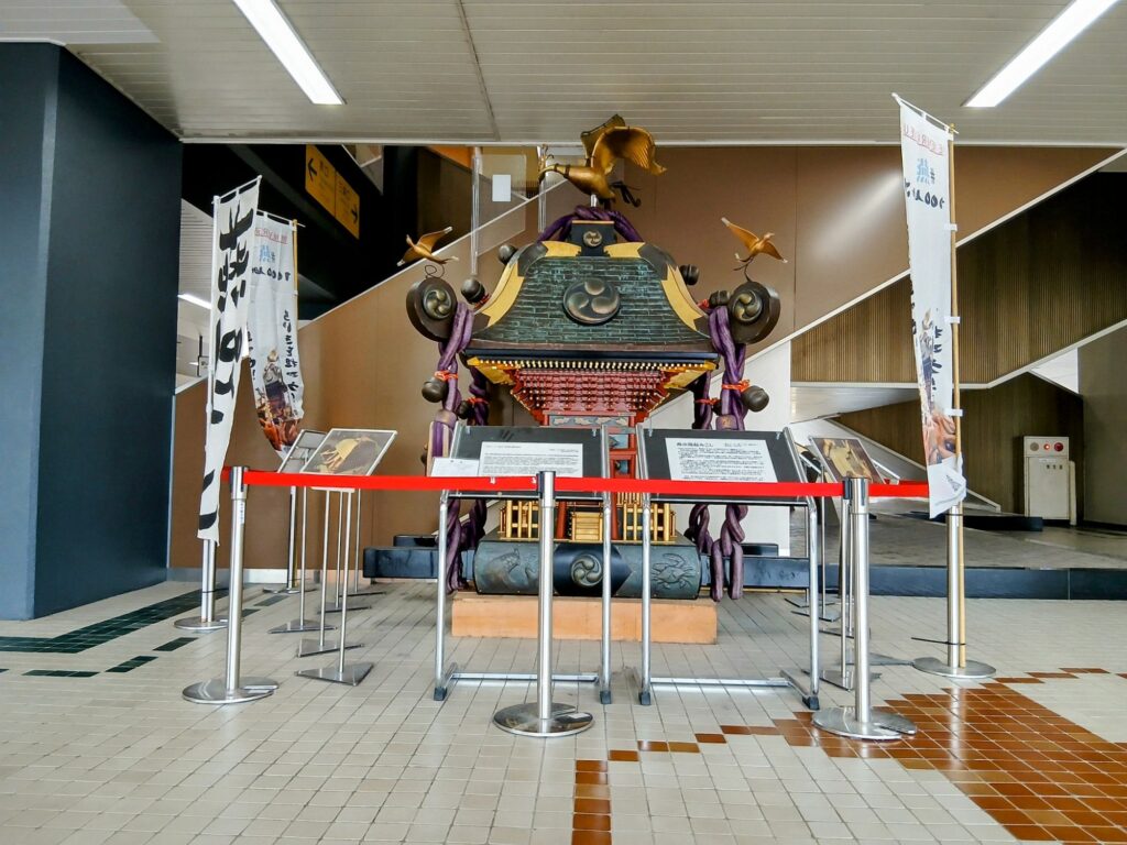 燕市鎚起みこし
